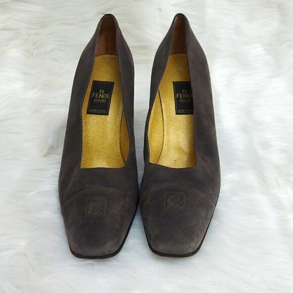 Authentic FENDI Vintage SCARPE Pumps Brown SUEDE Leather Stacked HEELS w/ LOGO! - Picture 4 of 11